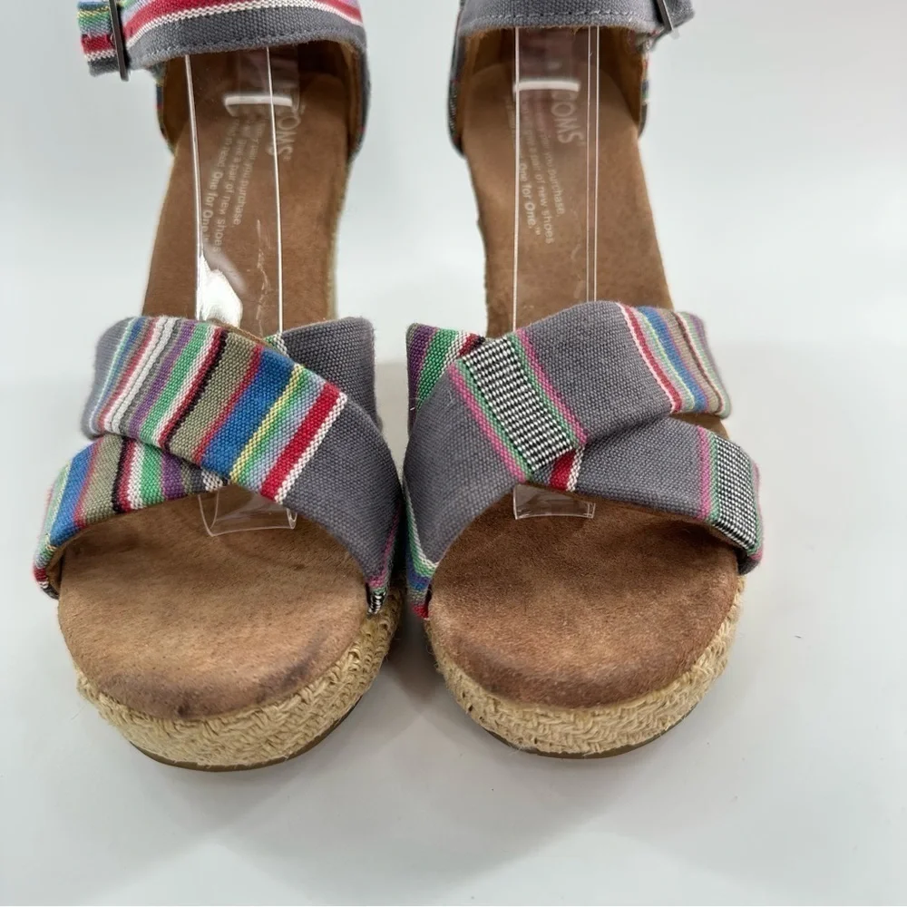 Toms womens size 5 platform wedges multicolored stripe canvas